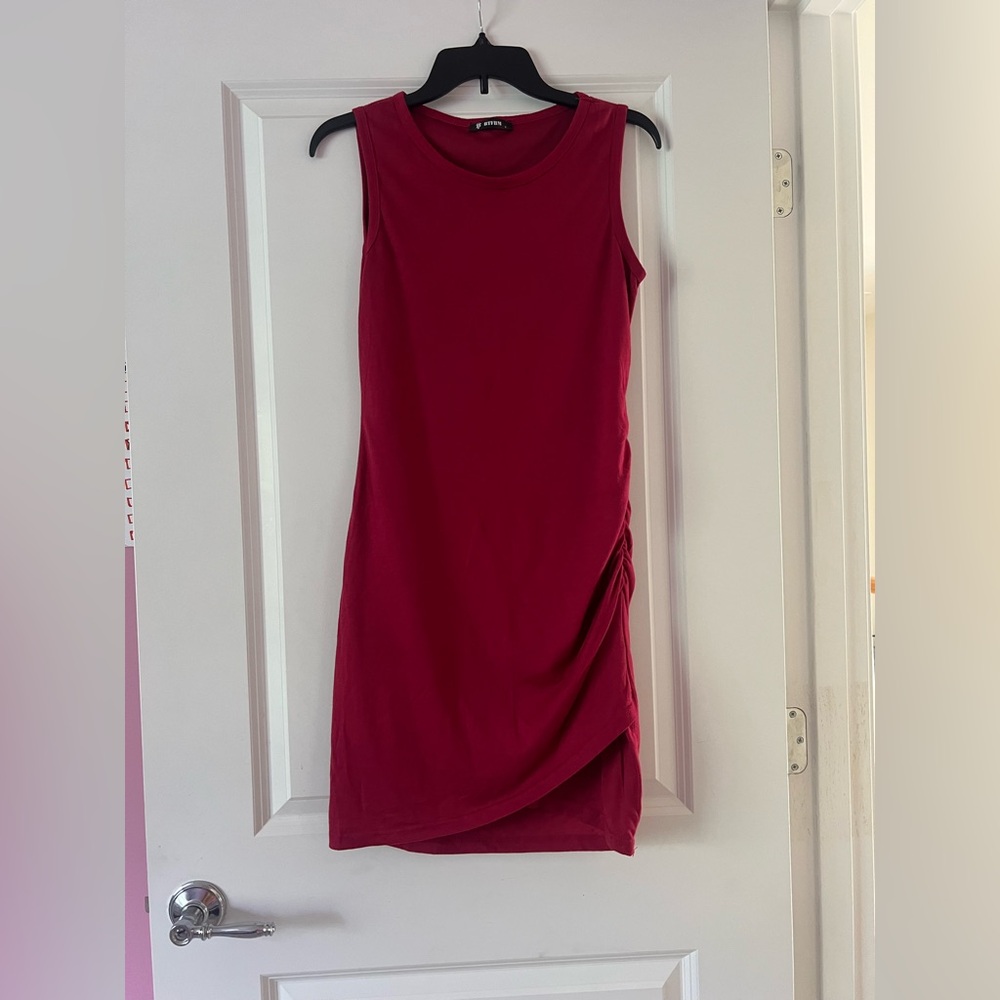 Elegant Sleeveless Red Mini Dress